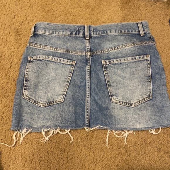 Forever 21 Button Up High Waisted Jean Skirt Size 27 - Picture 2 of 2
